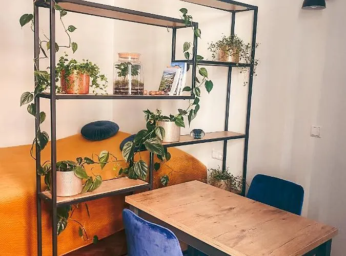 Flowerloft Apartment *